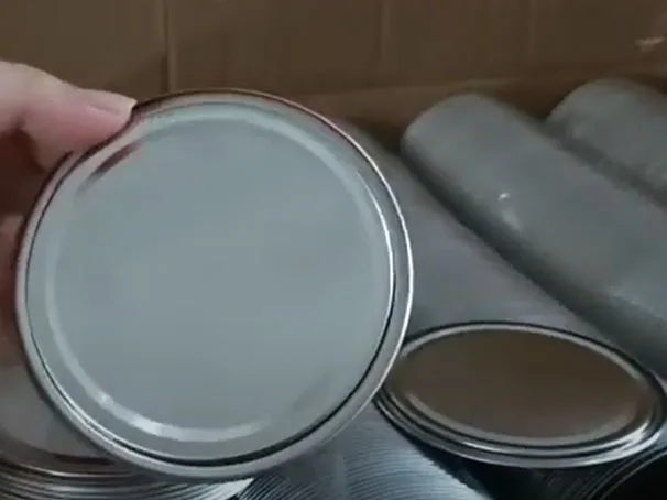 Bao bì dầu nhờn ra mắt: Nắp dưới của lon dễ mở