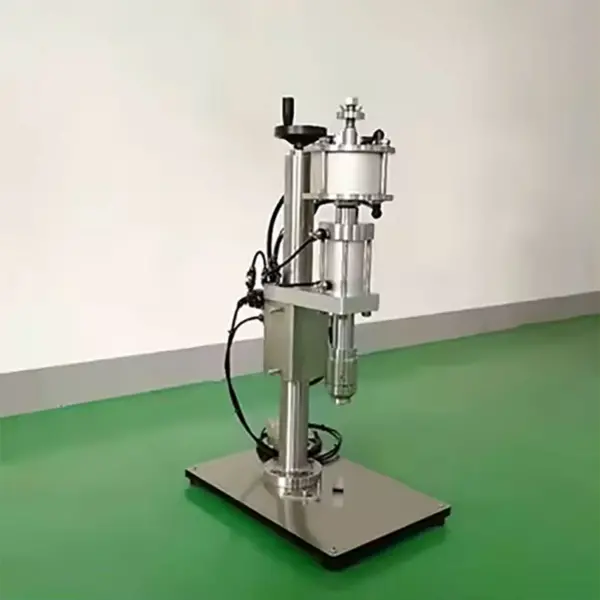 Small pneumatic aerosol gas filling machine for aerosol cans